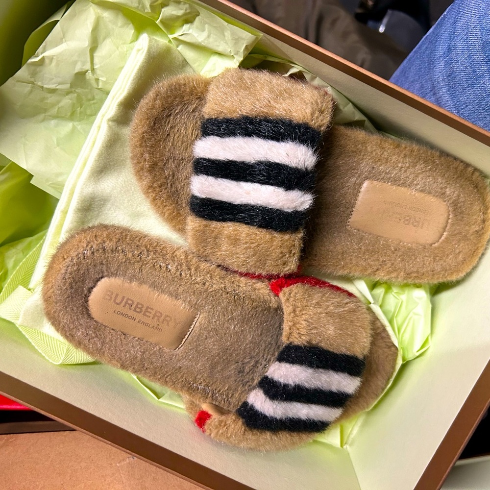 KIDS BURBERRY SLIDES